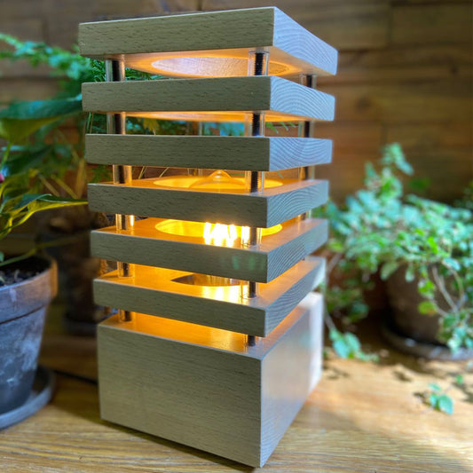 Akari Desk Lamp