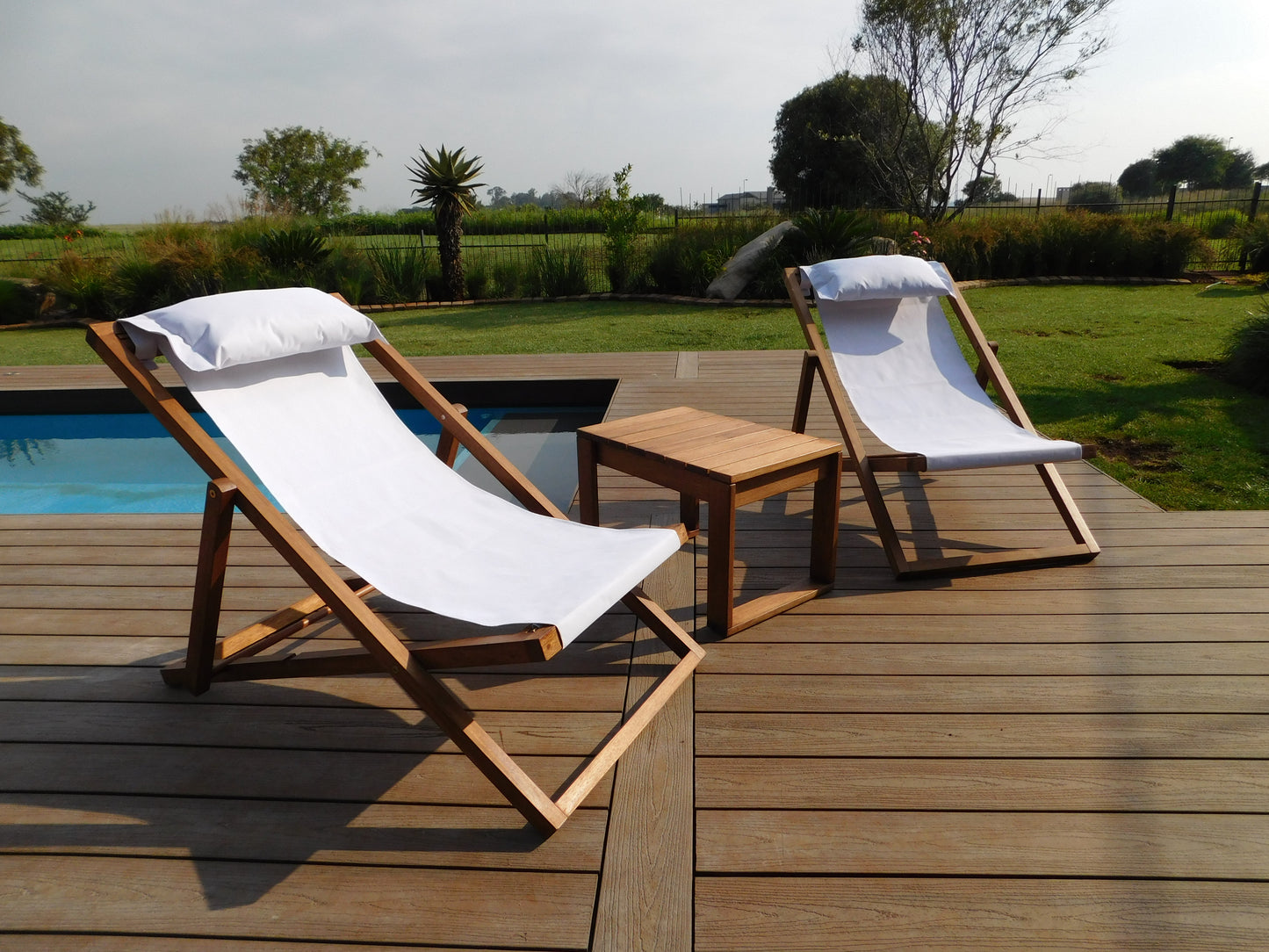 Riviera Deck Chair (excludes pillow)